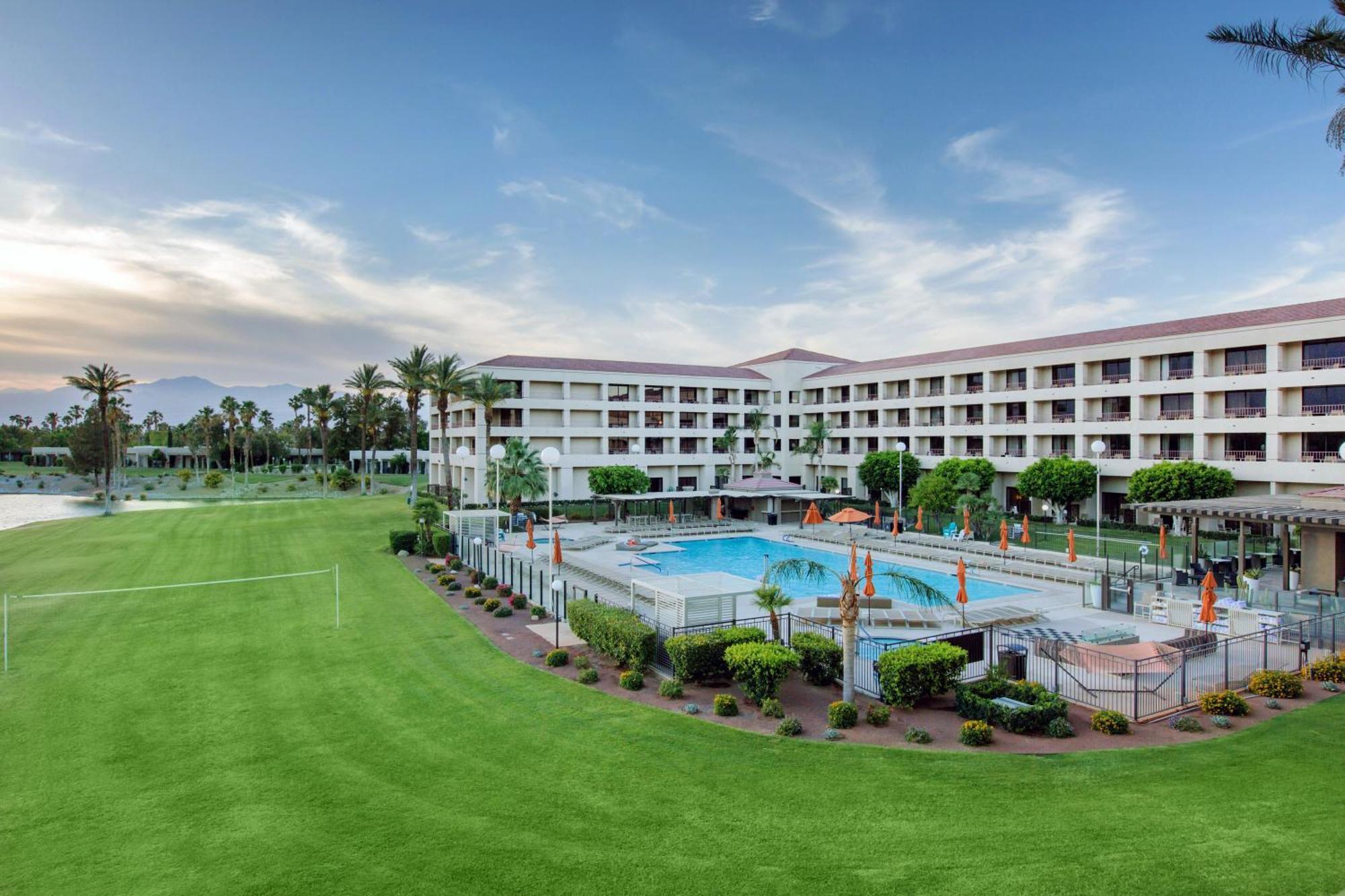 Doubletree By Hilton Golf Resort Palm Springs Cathedral City Exterior photo