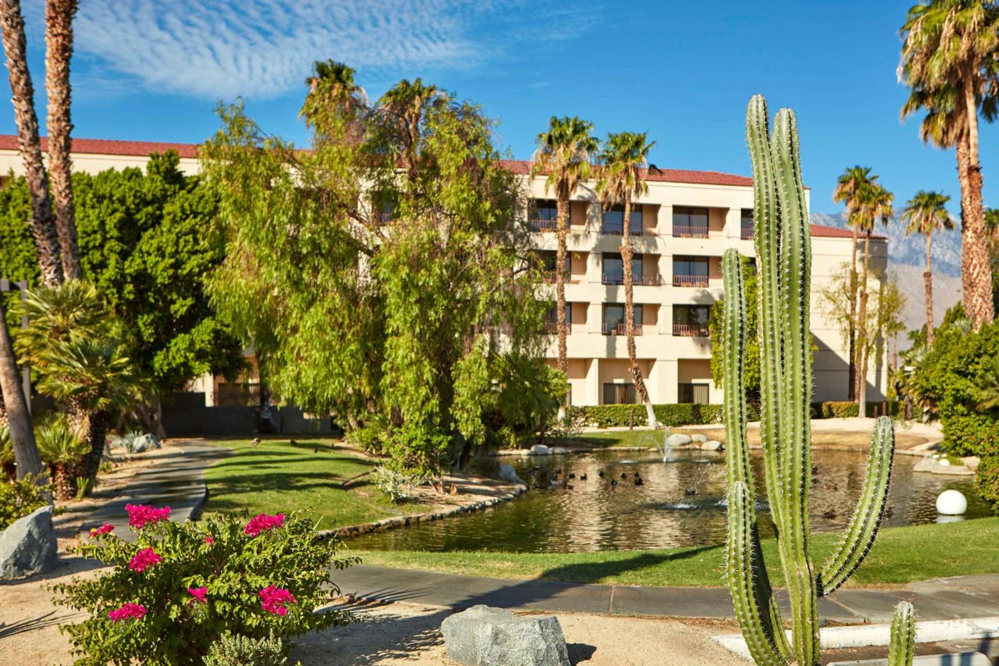 Doubletree By Hilton Golf Resort Palm Springs Cathedral City Exterior photo
